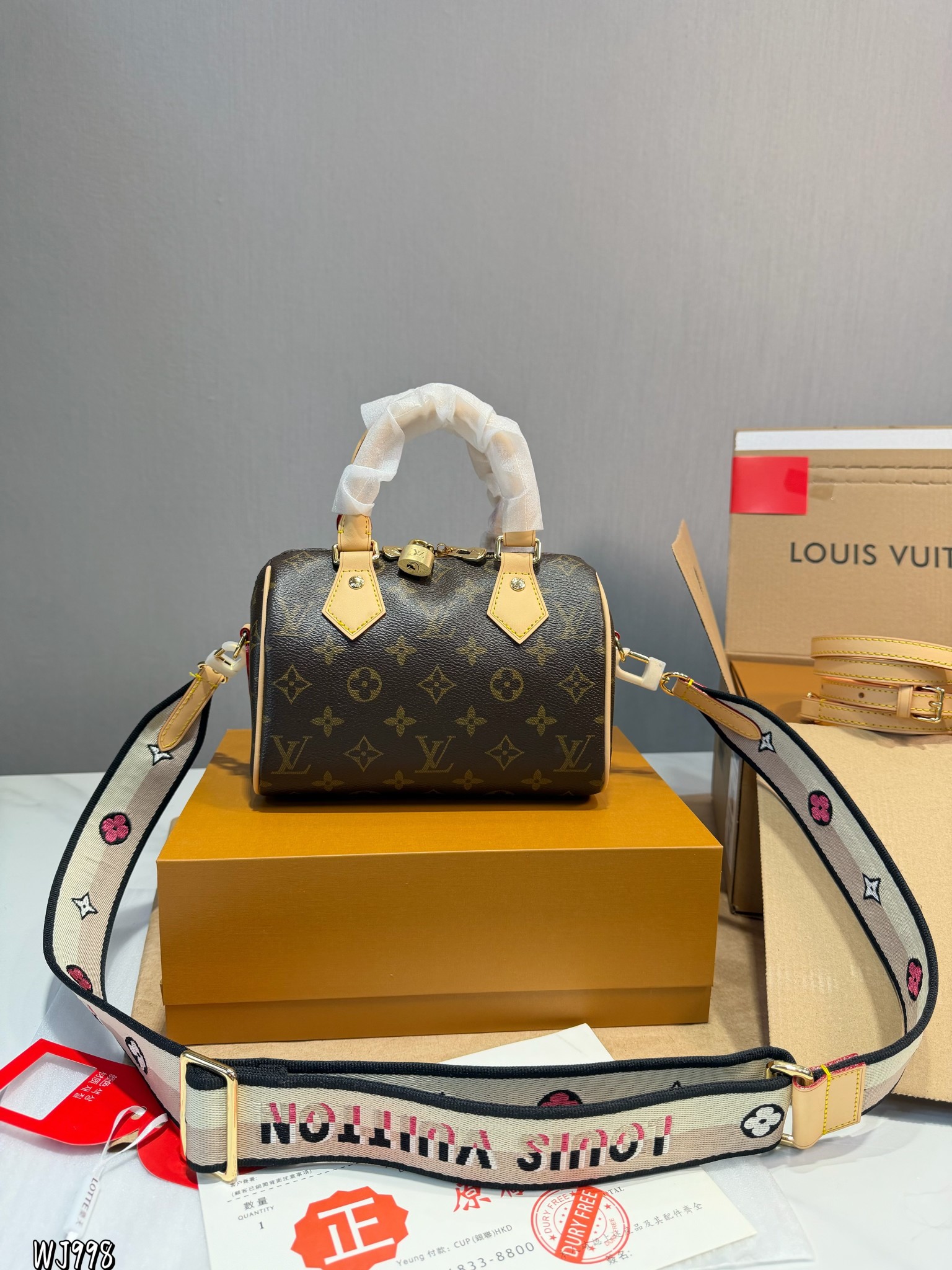 LV Speedy Handbag Monogram Canvas Cowhide Leather 3